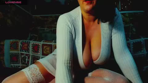 KatrineDenev online show from 04-27-26, 08:18