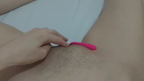 Snapshot of katrinna_arinna chatting on 01-09-25, 10:31 katrina dont forget to give me thumbs up online show from 01-09-25, 10:31