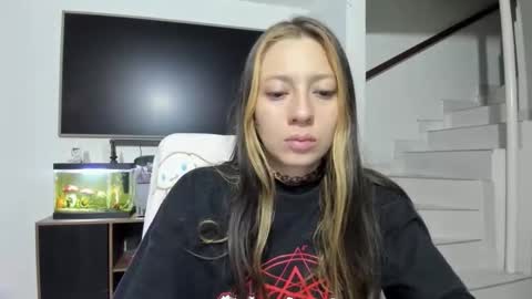 Katrin  online show from 09-16-25, 11:00