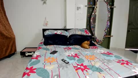 Katrin  online show from 09-30-25, 08:58