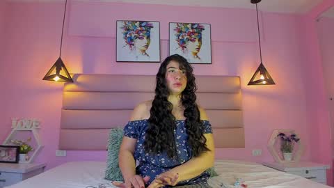 Snapshot of katta_giil chatting on 01-29-25, 12:35 Katta online show from 01-29-25, 12:35