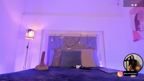 katte_hood_ online show from 09-30-25, 05:12