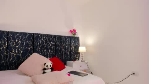 Katte online show from 03-24-26, 01:16