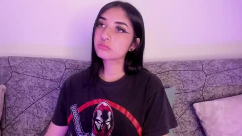 Snapshot of kattengel_ chatting on 05-30-26, 01:14 Kat online show from 05-30-26, 01:14