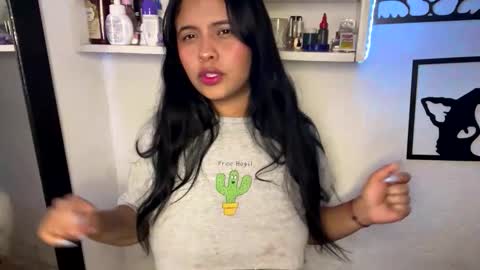 kattia online show from 11-19-25, 02:11