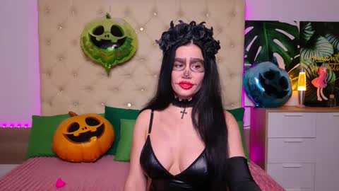 KattieSims online show from 10-30-25, 06:30