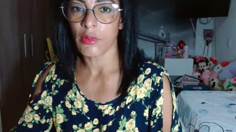 KattleyaGrey online show from 12-18-24, 01:05