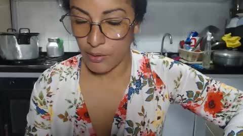 Snapshot of kattleyagray chatting on 01-08-26, 08:22 KattleyaGrey online show from 01-08-26, 08:22