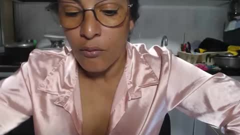 Snapshot of kattleyagray chatting on 01-09-26, 06:53 KattleyaGrey online show from 01-09-26, 06:53
