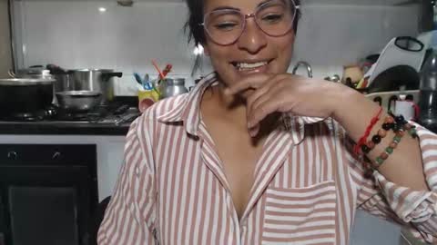 Snapshot of kattleyagray chatting on 02-02-26, 09:46 KattleyaGrey online show from 02-02-26, 09:46