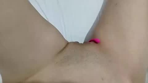 Snapshot of kattrinah_nikitta chatting on 09-24-25, 06:44 nikitta online show from 09-24-25, 06:44