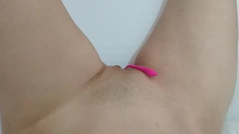 Snapshot of kattrinah_nikitta chatting on 10-12-25, 01:21 nikitta online show from 10-12-25, 01:21