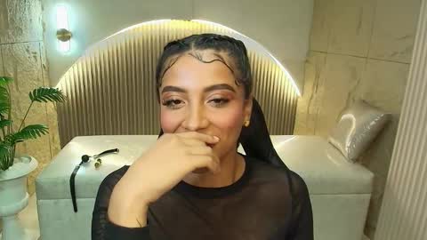 Snapshot of katty_berry_r chatting on 09-17-25, 09:38 Katty online show from 09-17-25, 09:38