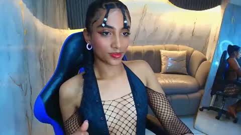 Snapshot of katty_berry_r chatting on 09-30-25, 08:14 Katty online show from 09-30-25, 08:14