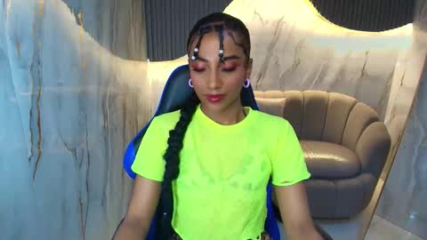 Snapshot of katty_berry_r chatting on 10-01-25, 07:53 Katty online show from 10-01-25, 07:53