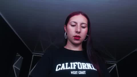 Snapshot of kattypurpte chatting on 10-21-25, 03:02 Kattypurple online show from 10-21-25, 03:02