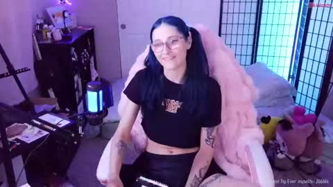 Kat Woods online show from 07-03-26, 01:01