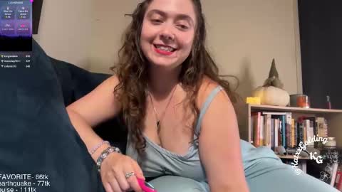 Snapshot of katxxgolding chatting on 11-04-25, 08:35 Princesse Kat online show from 11-04-25, 08:35