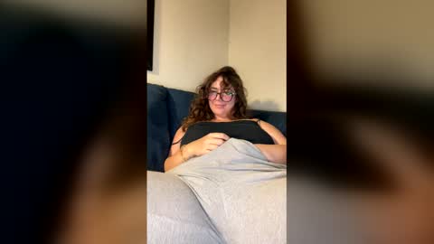 Snapshot of katxxgolding chatting on 12-03-25, 12:40 Princesse Kat online show from 12-03-25, 12:40