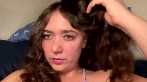 Snapshot of katxxgolding chatting on 12-05-25, 08:12 Princesse Kat online show from 12-05-25, 08:12