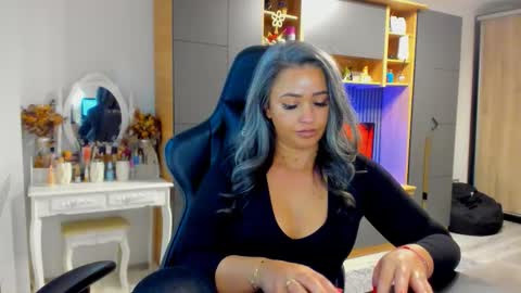 Katy online show from 03-09-26, 06:34