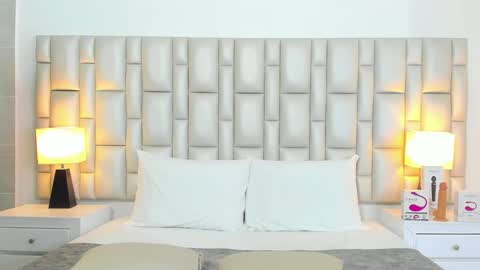 Snapshot of katy_and_paola chatting on 11-26-25, 07:59 katy blonde girl and paola big boobs online show from 11-26-25, 07:59