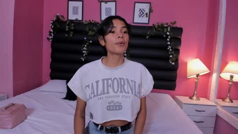 Snapshot of katy_contreras chatting on 01-02-25, 01:19 katy_contreras online show from 01-02-25, 01:19