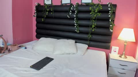 Snapshot of katy_contreras chatting on 01-07-25, 11:26 katy_contreras online show from 01-07-25, 11:26