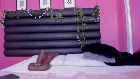 Snapshot of katy_contreras chatting on 01-30-25, 05:39 katy_contreras online show from 01-30-25, 05:39