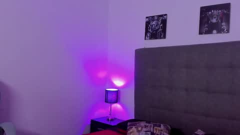 Snapshot of katy_contreras chatting on 02-21-25, 11:01 katy_contreras online show from 02-21-25, 11:01