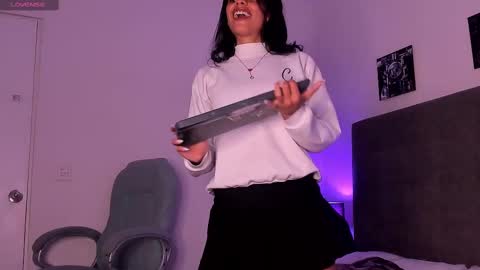 Snapshot of katy_contreras chatting on 03-05-25, 11:06 katy_contreras online show from 03-05-25, 11:06