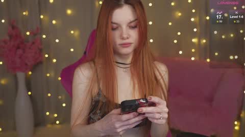 Snapshot of katy_ethereal chatting on 12-12-24, 03:32 Katy - online show from 12-12-24, 03:32