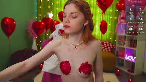 Snapshot of katy_ethereal chatting on 02-15-25, 06:23 Katy - online show from 02-15-25, 06:23