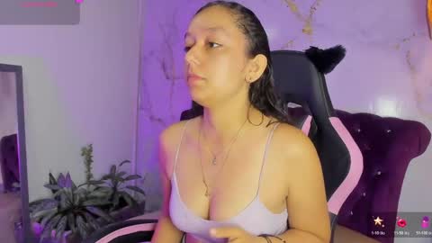 Snapshot of katy_sweet19 chatting on 05-03-26, 10:32 Katy online show from 05-03-26, 10:32