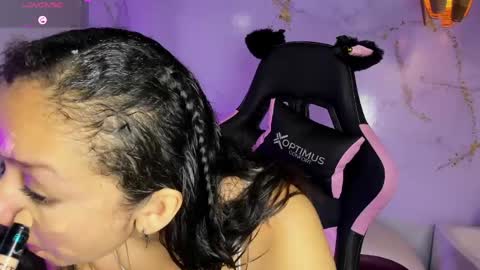 Snapshot of katy_sweet19 chatting on 05-29-26, 10:35 Katy online show from 05-29-26, 10:35