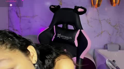 Snapshot of katy_sweet19 chatting on 06-01-26, 10:39 Katy online show from 06-01-26, 10:39