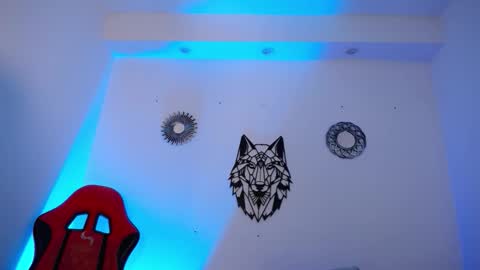 Snapshot of katy_van chatting on 11-18-25, 09:19 Katy Van online show from 11-18-25, 09:19