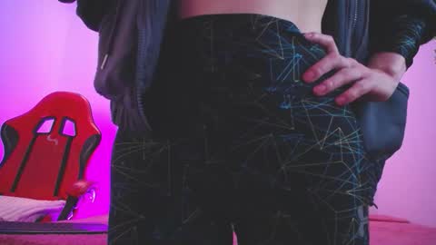 Snapshot of katy_van chatting on 11-22-25, 08:52 Katy Van online show from 11-22-25, 08:52