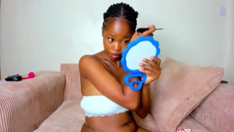 Snapshot of katy_washington chatting on 10-09-25, 11:30 Katy online show from 10-09-25, 11:30