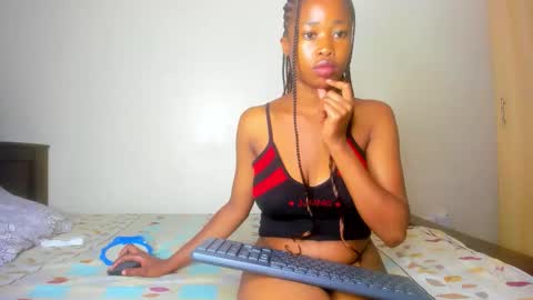 Snapshot of katy_washington chatting on 10-18-25, 07:47 Katy online show from 10-18-25, 07:47