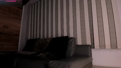    online show from 07-13-26, 07:38