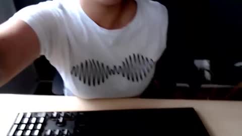 KATY online show from 02-09-25, 01:03