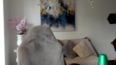 katy deliz online show from 04-25-26, 05:43