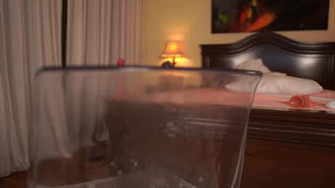 Snapshot of katyerave chatting on 02-25-25, 11:22 Katyerave online show from 02-25-25, 11:22