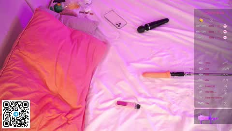 Snapshot of katymolly chatting on 02-14-25, 09:10 Mia  Lovense is active Private is Open online show from 02-14-25, 09:10