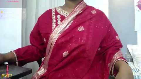 Snapshot of kavya_suri_ chatting on 03-10-26, 07:08 Kavya online show from 03-10-26, 07:08