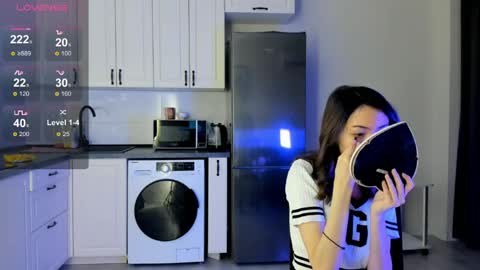 mai online show from 04-24-26, 01:57