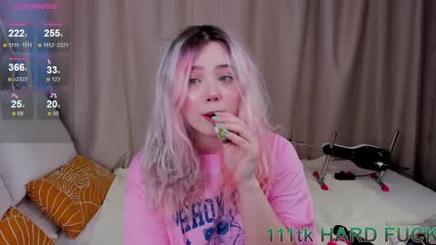 Yuki  online show from 01-23-25, 08:46