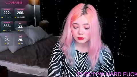 Yuki  online show from 03-10-25, 08:48