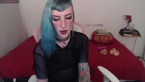 luna   online show from 02-10-25, 03:03